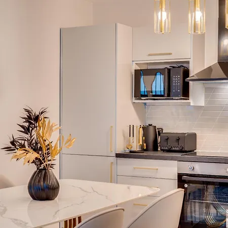 Dh Aparts Appartement *