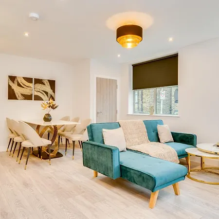 Dawsons House 公寓 *